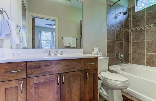 Charming 2BD - Billiards Near Lady Bird Lake & DT - Foto 25