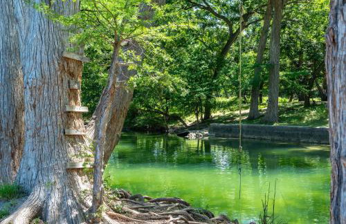 Charming Family Getaway Near Medina River - Foto 39