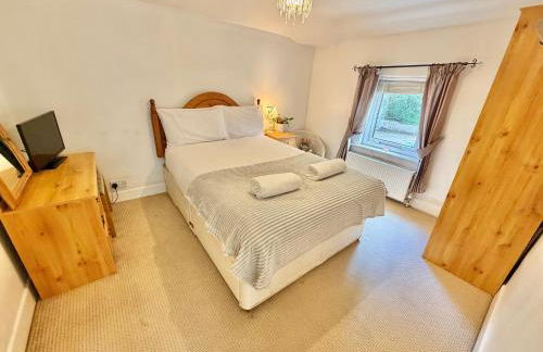 Gateman's Cottage - Three Bedroom Detached Home - Free Parking - Close to New Forest and Beaches - Photo 3