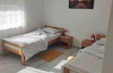 Sobe Zimmer & Apartmani Nova Gradiška - Foto 18