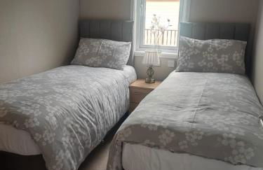 LUXURY LODGE WITHIN A GOLF & LEISURE CLUb - Foto 5