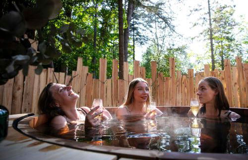 Bain de forêt - Lodges Cosy & Spa - Foto 15