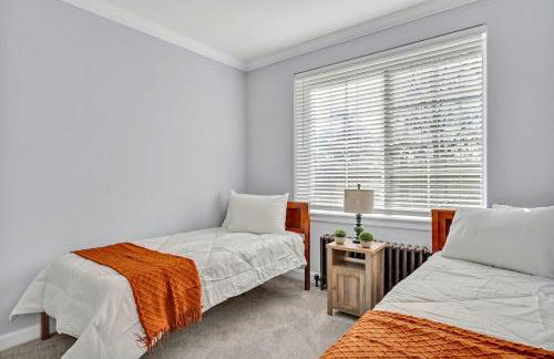 1st Floor 2BD Near Duke & Downtown - Photo 21