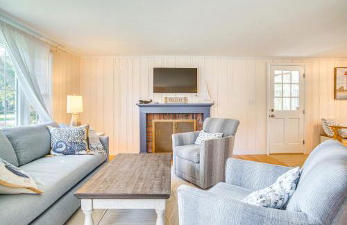 Bike to Private Beach Cape Cod Escape with Sunroom - Foto 5