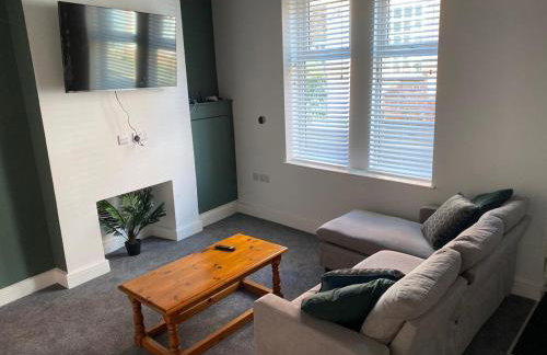 3 Double Bedroom Home-Sleeps 8 - Castle Donnington - Foto 1