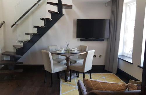 The Queens Head, Parkside Apartment 1 - Photo 14