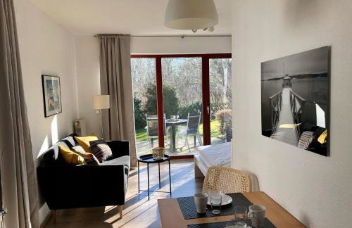 Ferienwohnung-Klaus-Stoertebeker-mit-Sonnenterrasse-Garten-zwischen-Strand-Wald-und-Wiese - Photo 1