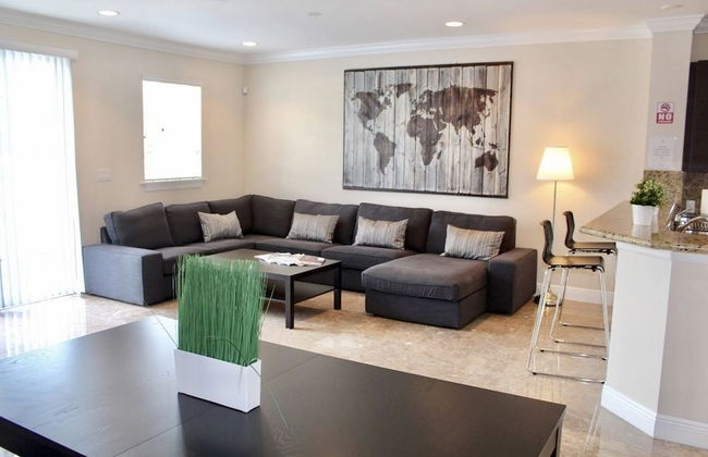 4BR Townhouse 320 by Ideal Experience VR - Foto 24