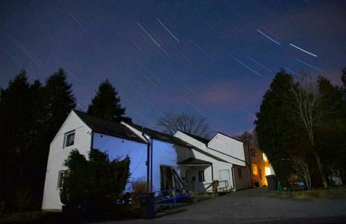 Farm House, Hirwaun Brecon Beacons with Games Barn - Photo 1