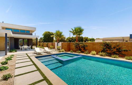 Stunning Modern Home with Mountain Views and Private Pool, Spa and Grill Dog ok - Foto 4