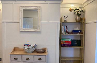 Canalside walks Riddlesden Local to Skipton Ilkley Haworth & Keighley Worth Valley Railway - Foto 15