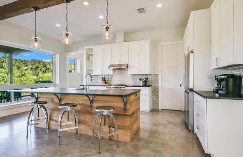 Large Luxury Blanco Riverfront Home with Pool - Foto 11