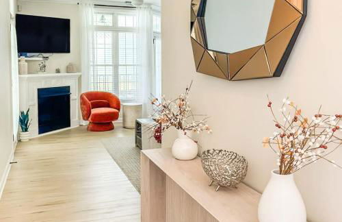 Spacious Private 2BR-2BA I Pool I Garage I Central - Foto 5