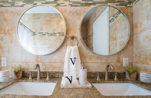 Top Villa Near Beach with Game Room, Hot Tub and Pool - Foto 38