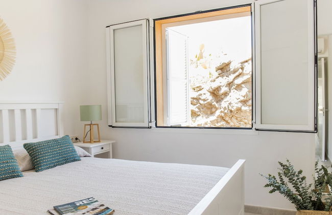 Bright Apartment Near Mountains - Photo 4