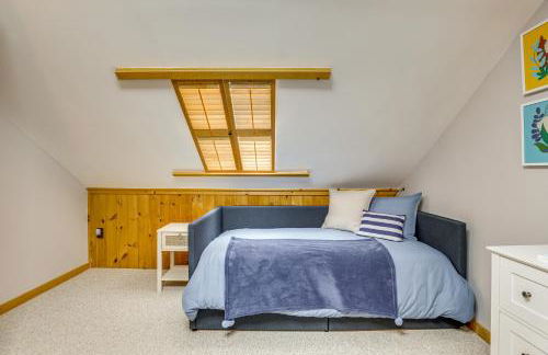 Keuka Lake Cabin with Boat Dock Access and Fire Pit! - Foto 18