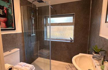 1 bed flat, free parking, 10 mins BHX airport, free WiFi - Foto 7