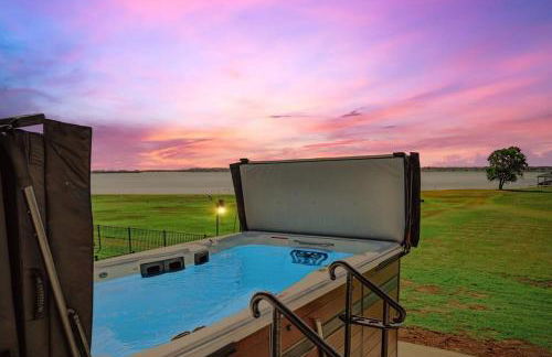 The Best of Lakeside Living - Luxury at its Finest - Photo 44