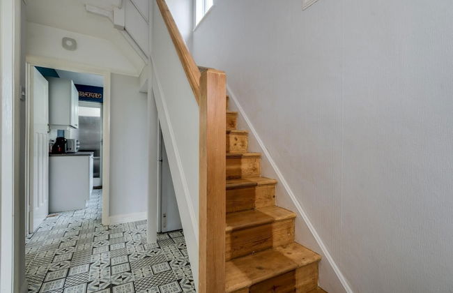 Cheerfull 3-bedroom Home With Parking Garden - Foto 15