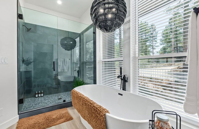 Le Cabin Noir LUX Alpine Retreat Spa BBQ - Photo 23