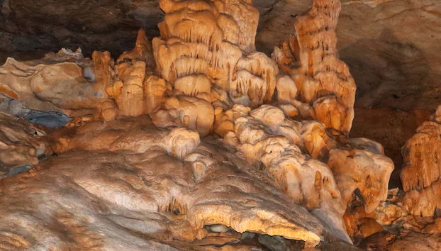 Visite guidée de la grotte d'Al Hoota