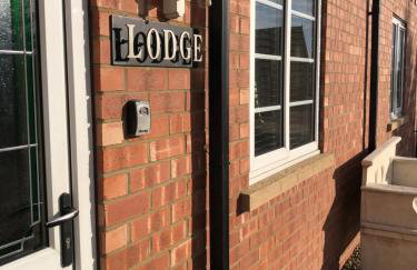 Lincoln Holiday Retreat Lodge with Private Hot Tub - Foto 37