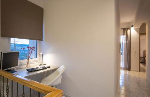 Villa Cool with Private Pool, Mountain & Sea View - Foto 66