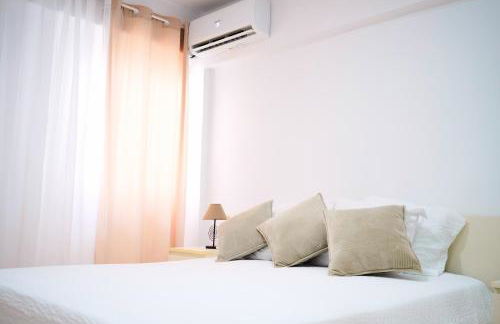 New Big City Center Apartment 4th floor no elevator - Photo 14