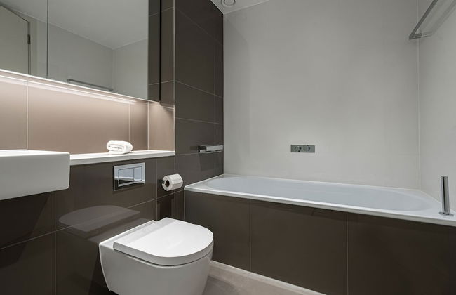 Stunning Three-bedroom Apartment on the River - Foto 41