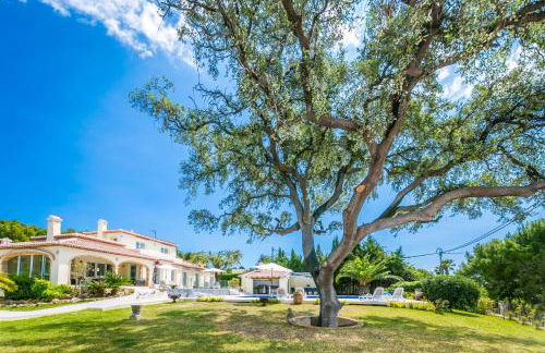 Casa Juana is a modern, luxury, exclusive, 6 bedroom villa. - Foto 78