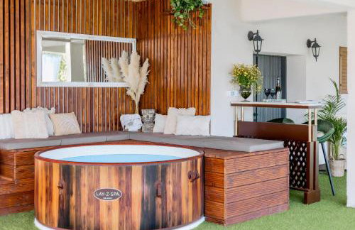 Villa Plešivica view - Infinity Pool & Private Spa - Photo 5