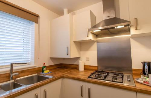 Charming Coastal Retreat - 1-Bedroom Flat in Blyth - Pass the Keys - Foto 3