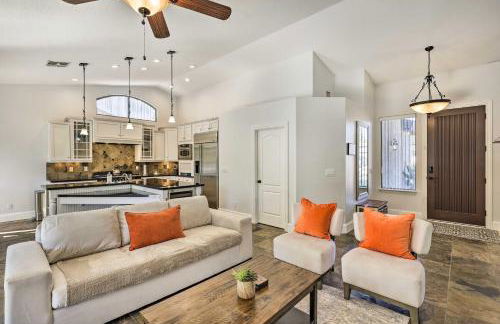 Tee Off, Relax Poolside! Family Home in Scottsdale - Foto 5