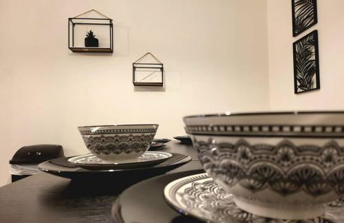 Large parking lot sleeps 8 - Foto 21