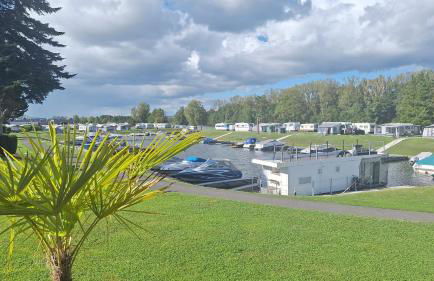 Main Hausboot Lore in der Marina Trosdorf bei Bamberg - Photo 13