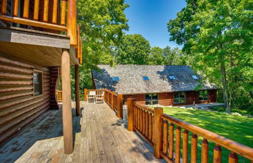 Family Home with Indoor Pool about 2 Mi to Elkhart Lake! - Foto 34