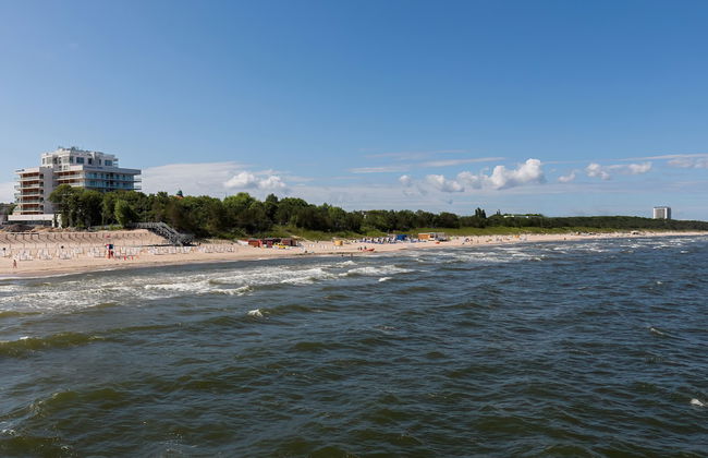 Aquamarina Prima Apartments by Renters - Photo 30