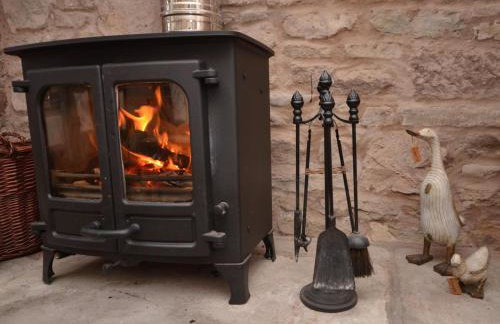 1 Bed in Lydney oc-37217 - Photo 3