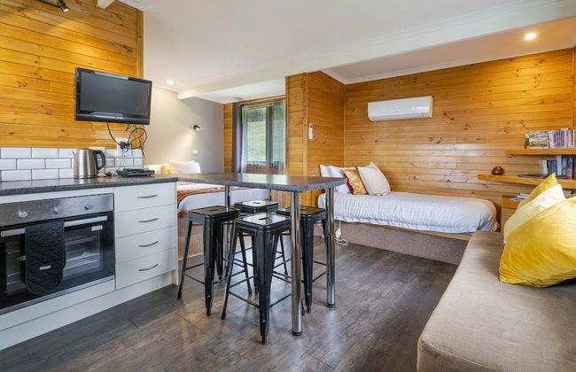 Mole Creek Cabins - Photo 1