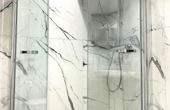 Panoramameerblicksuite direkt am Strand, Garage Wlan, Aufzug, Smarttv,Bettwäsche,Handtücher, Netflix uvm - Foto 13