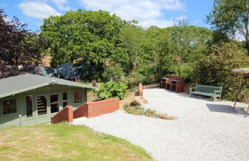 The Cabin at Little Bosveal near the Helford River....lovely location - Foto 1