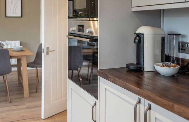 Bright&Spacious 3BD in Centre of Bourton - Photo 38