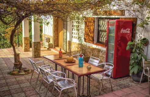 Cozy Home In Palafolls - Foto 12