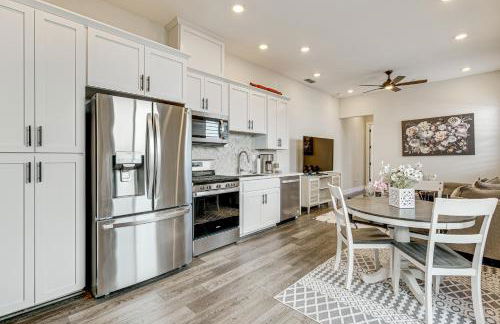 Fenced-In Yard Apt 7 Mi to Westfield Galleria - Foto 2