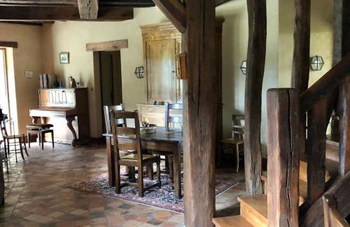 Évasion champêtre : Maison avec piscine, tennis, et étang au cœur de 50 hectares de forêt - FR-1-410-307 - Photo 17