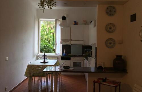 A pochi passi dal mare by PortofinoVacanze - Foto 9