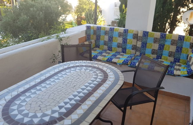 Apartmentsleeps4-pool-bbq-garden-ac - Foto 17