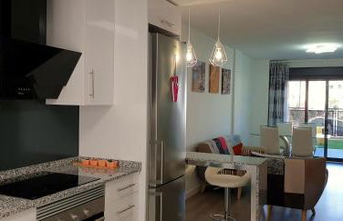 Boutique apartment near the beach, 1 Gbps Wi-Fi - Photo 9