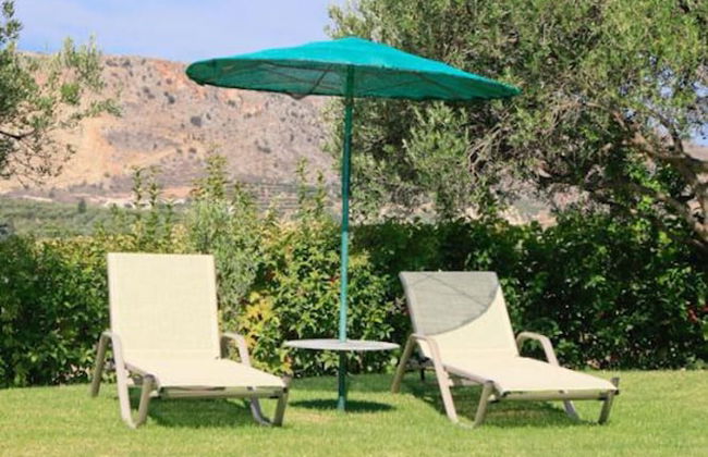 Villa Dimitris Large Private Pool Walk to Beach Sea Views A C Wifi Car Not Required Eco-frien - 1923 - Foto 10