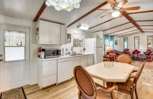 Cabin with Lake Access in Fort McCoy, Pets Welcome! - Foto 10